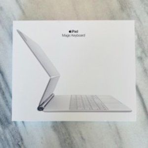 Apple - Magic Keyboard for 12.9-inch iPad Pro 3rd, 4th, 5th, and 6th Generation